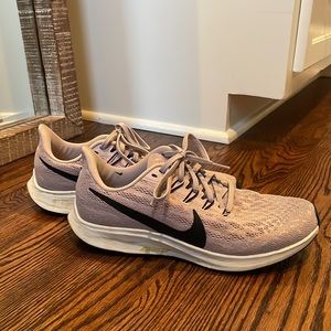 Nike Zoom Pegasus 35 Sneakers